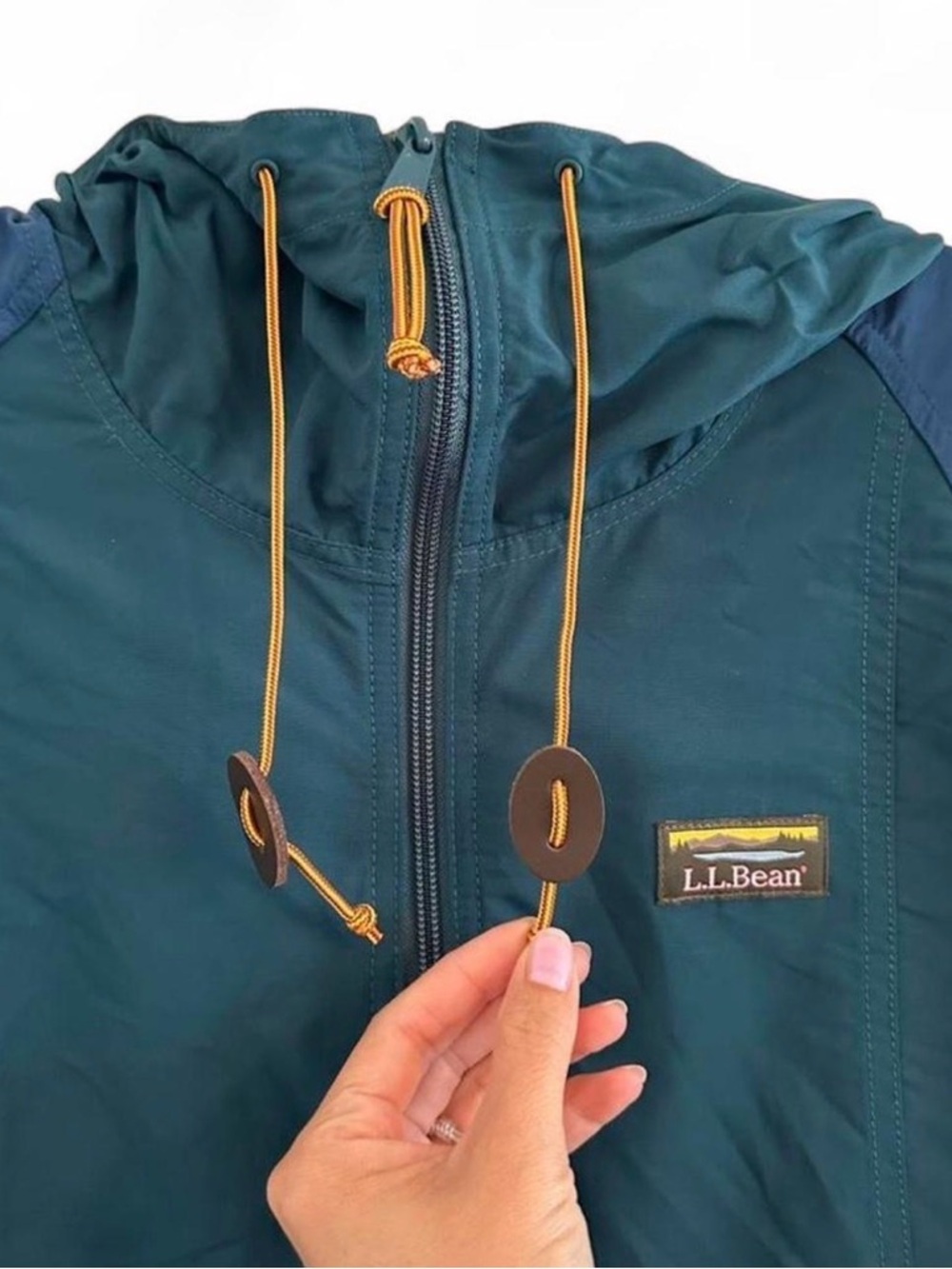 L.L. Bean Women’s Mountain Classic Color Block Hooded Anorak Jacket Size Large - Picture 9 of 13